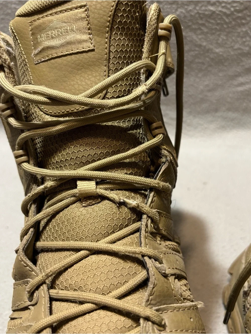 Merrell Men’s Beige Tactical Boots Size 11 Side Zipper and Lace Up